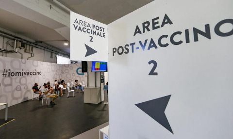 Italia me masa te rrepta: Nga 15 tetori hyn ne fuqi Pasaporta e Shendetit